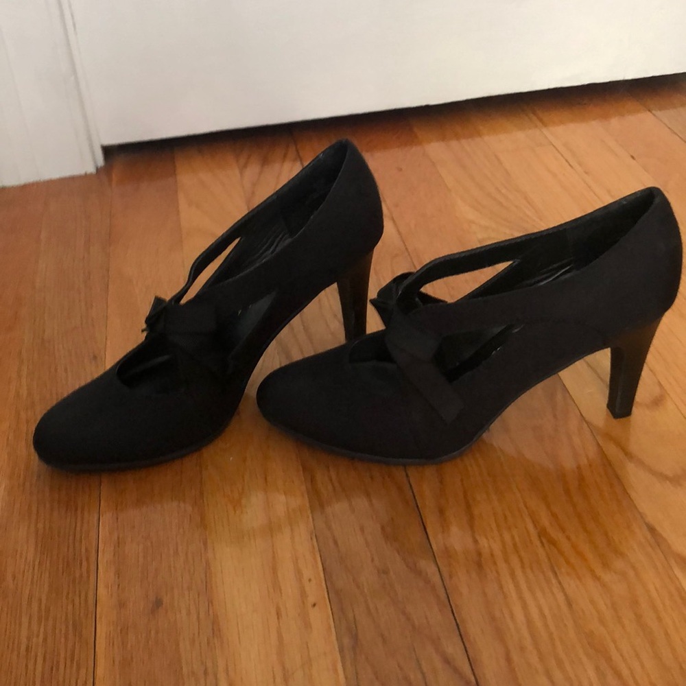 Ann Marino Black Bow Heels